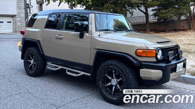 Toyota FJ Cruiser 4WD V6 — пробег 173 000 км — фото 2 из 5