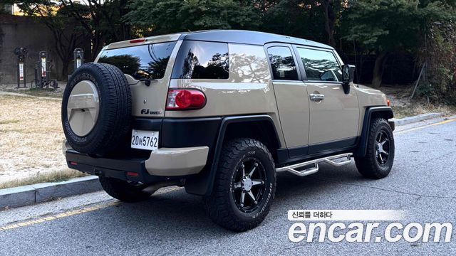 Toyota FJ Cruiser 4WD V6 — пробег 173 000 км — фото 4 из 5